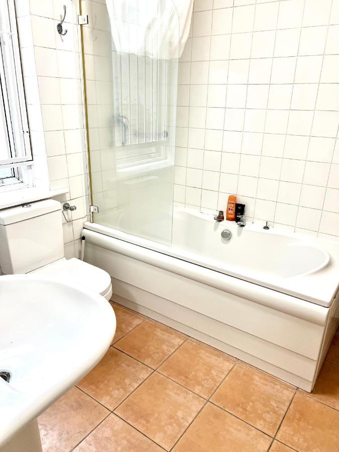 Aldgate Holiday Rooms London Kültér fotó