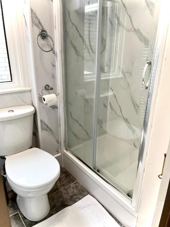 Aldgate Holiday Rooms London Kültér fotó
